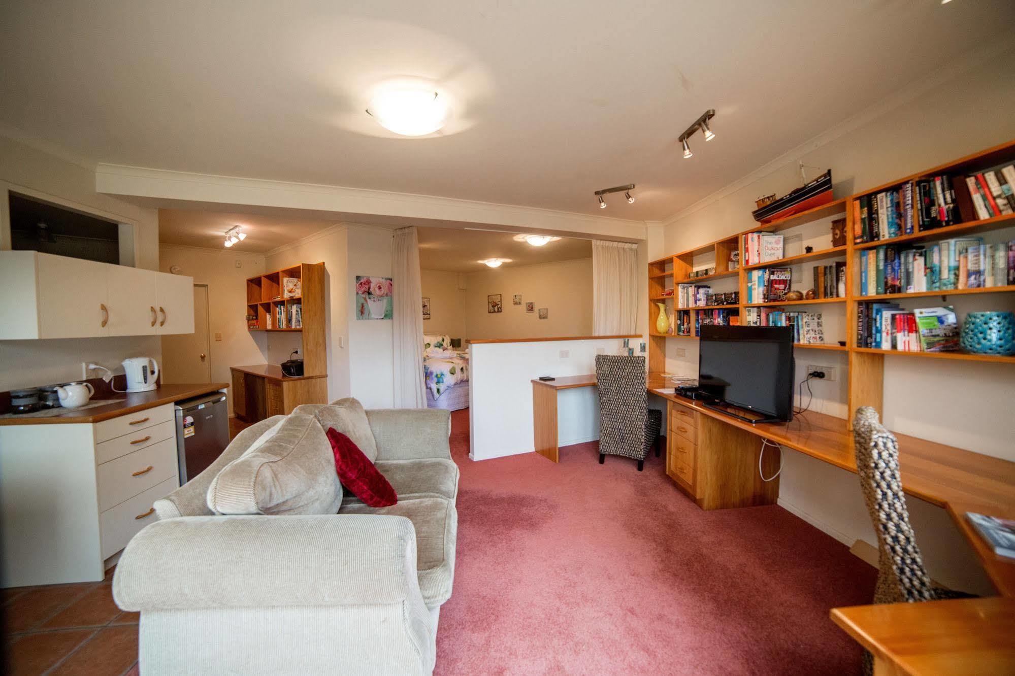Oamaru House Bed & Breakfast Экстерьер фото